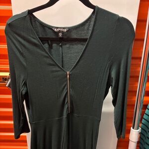 Mid sleeve Zip front dress